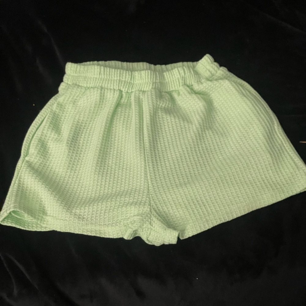 neon green waffle print shorts